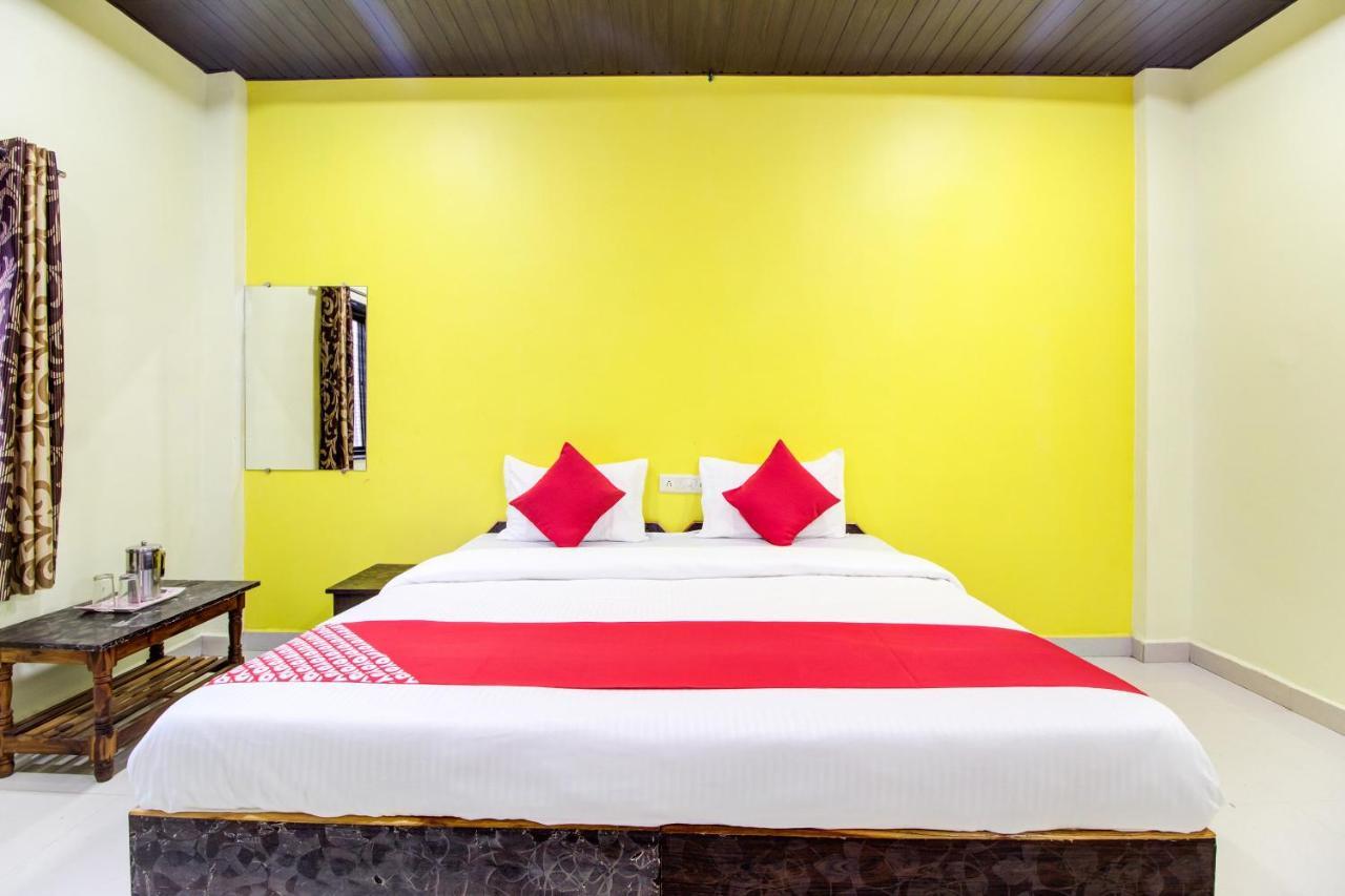 Hotel Oyo 48915 Chaitanya Green Park Vani Exterior foto