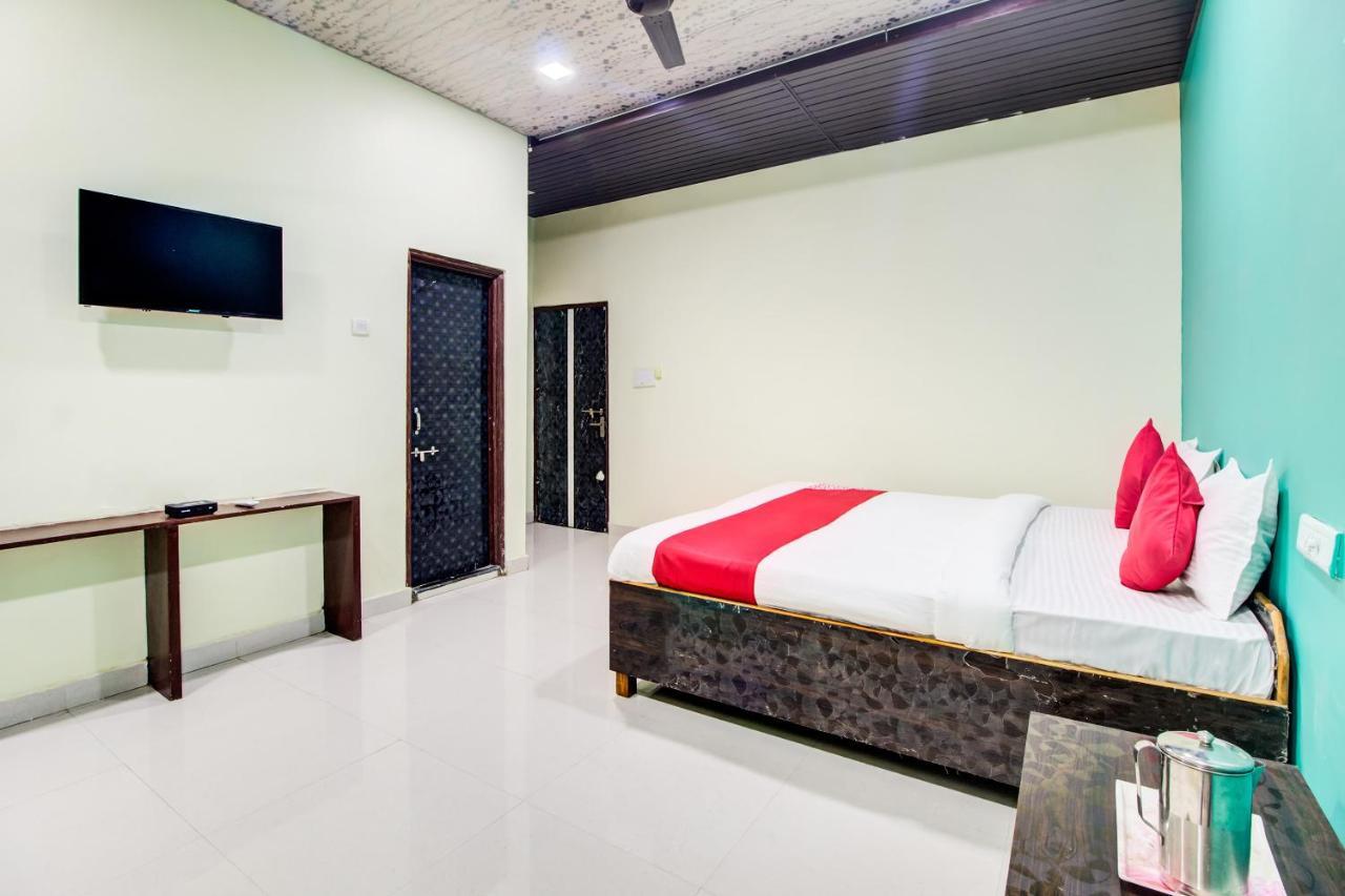 Hotel Oyo 48915 Chaitanya Green Park Vani Exterior foto