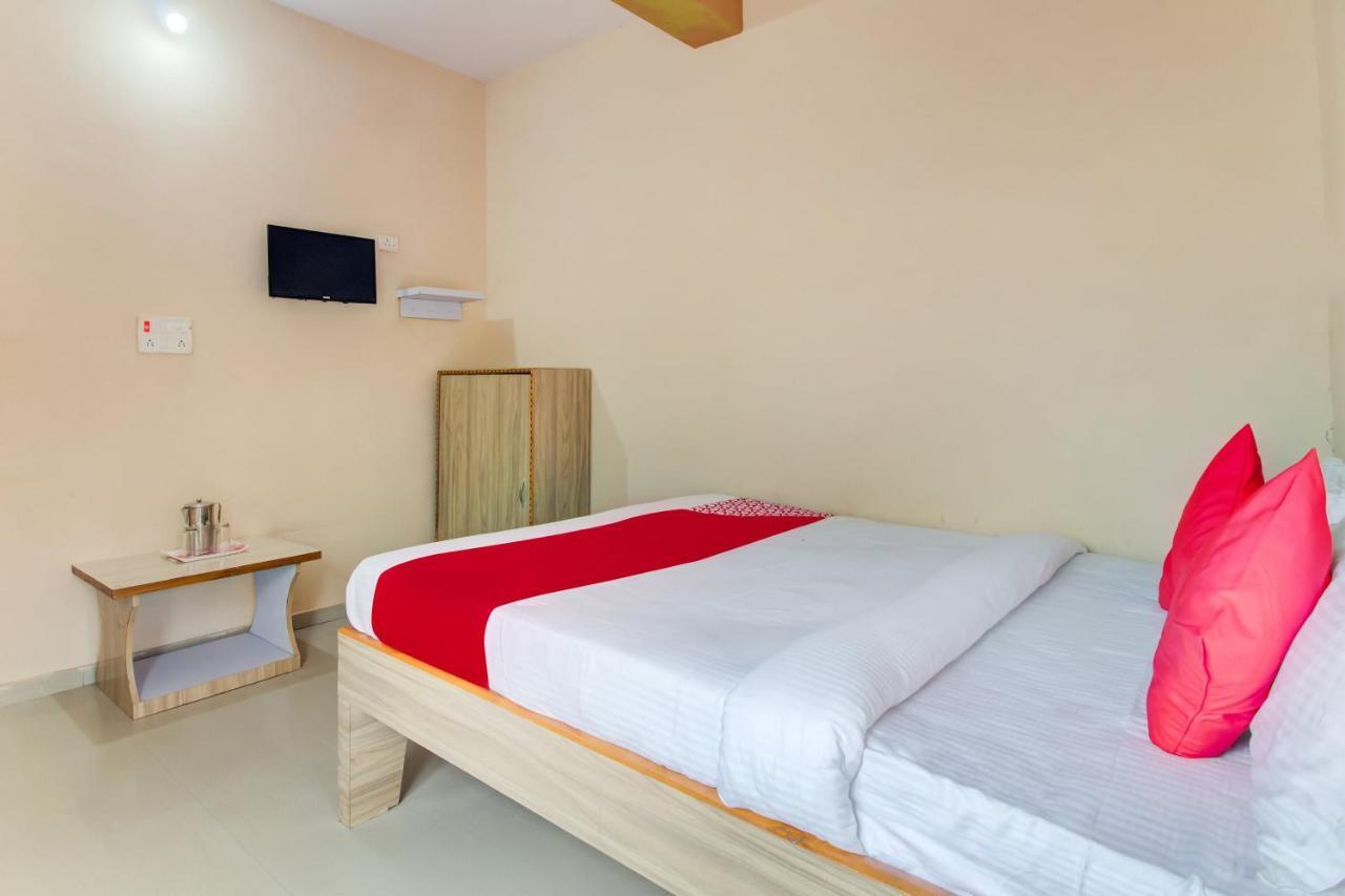 Hotel Oyo 48915 Chaitanya Green Park Vani Exterior foto