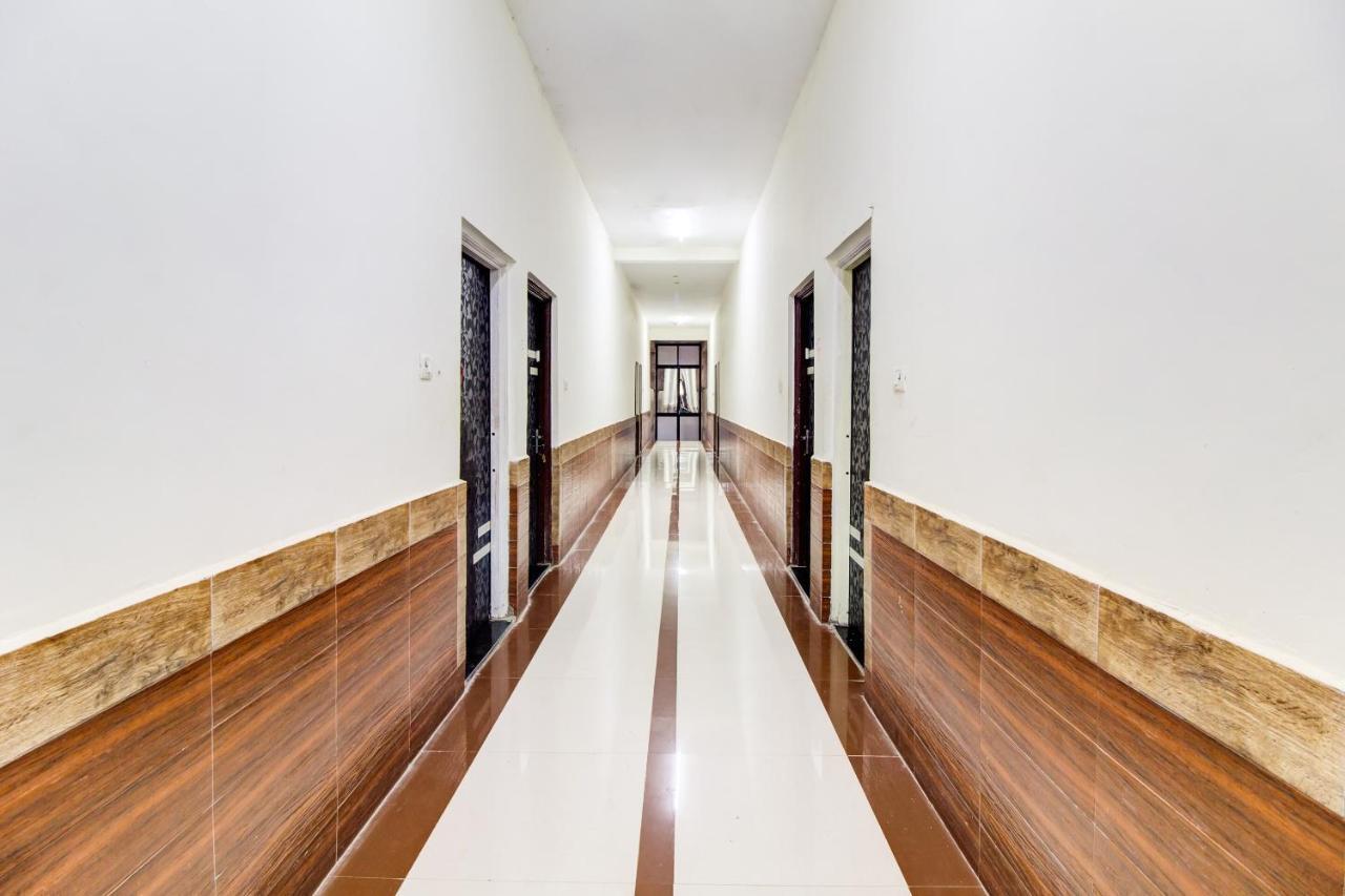 Hotel Oyo 48915 Chaitanya Green Park Vani Exterior foto